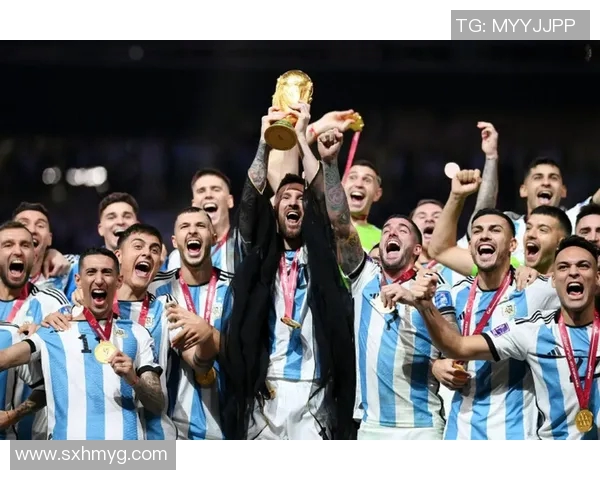 梅西荣膺2021西甲金球奖捧得本赛季最佳球员称号